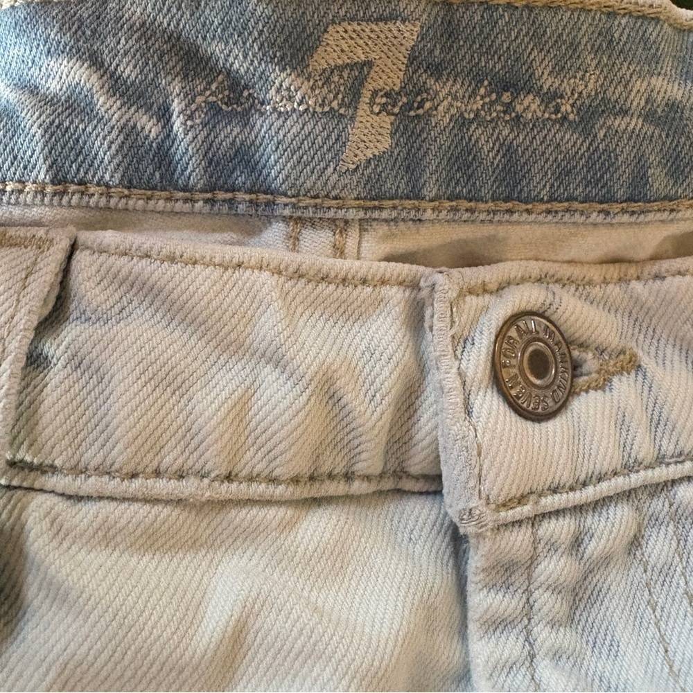 7 For All Mankind Light Wash Distressed Cutoff Denim Shorts Size 30 - Picture 3 of 4